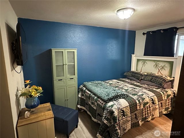 705 Grandview Avenue, Shelton, WA 98584