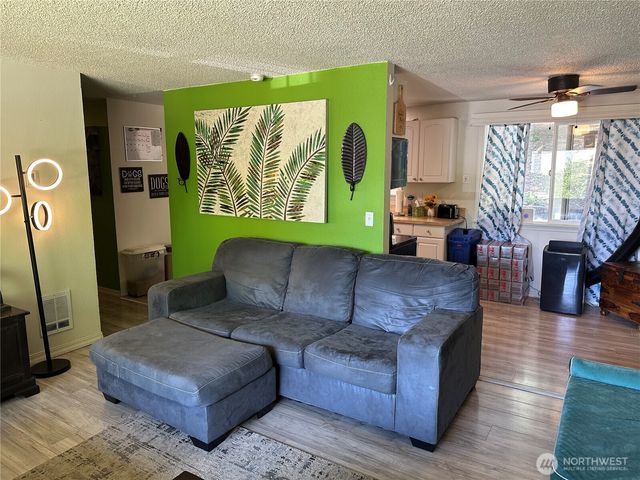 705 Grandview Avenue, Shelton, WA 98584