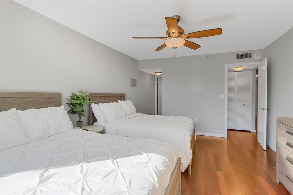 Image 11 of property listing at 3912 S Ocean Boulevard 108, Highland Beach, FL 33487