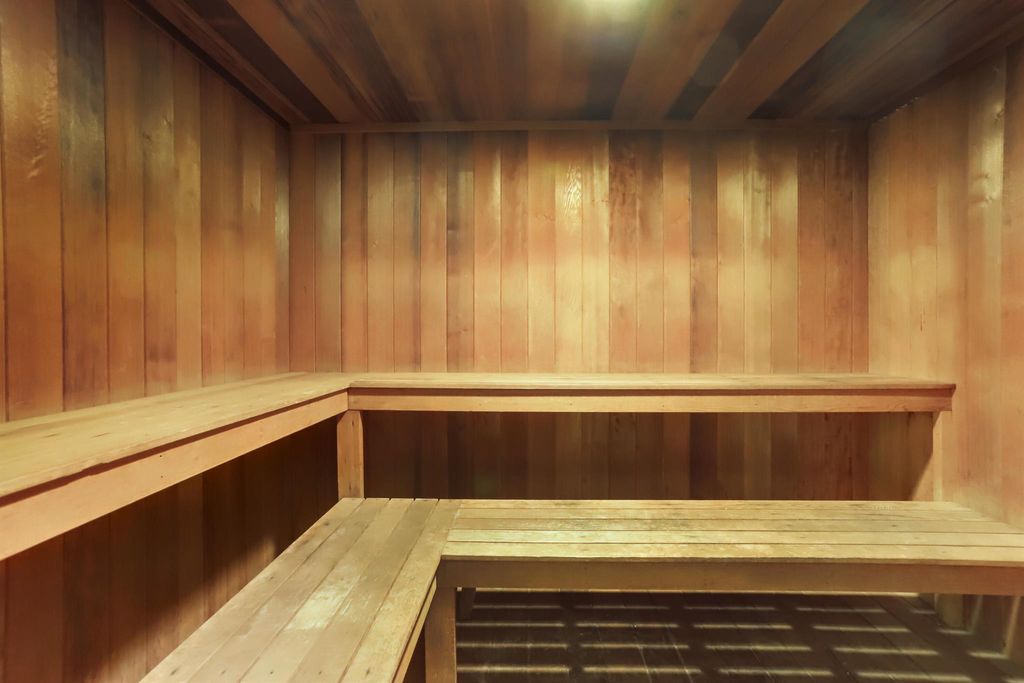 Image 19 of property listing at 3912 S Ocean Boulevard 108, Highland Beach, FL 33487