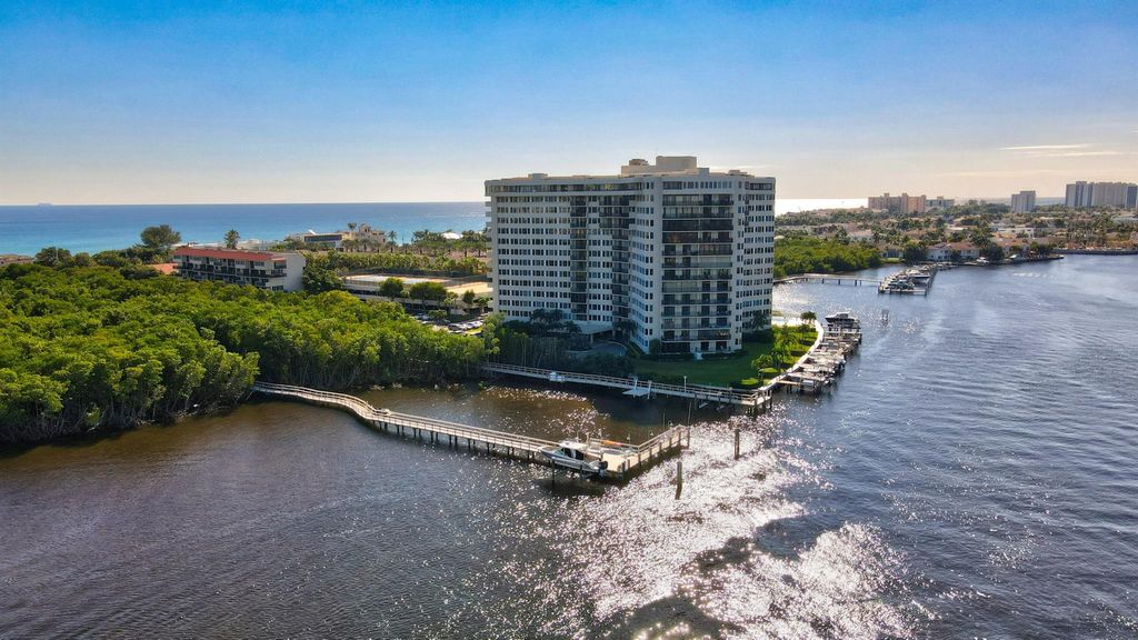 Image 23 of property listing at 3912 S Ocean Boulevard 108, Highland Beach, FL 33487