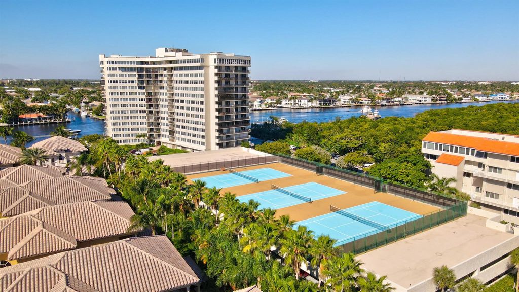 Image 26 of property listing at 3912 S Ocean Boulevard 108, Highland Beach, FL 33487