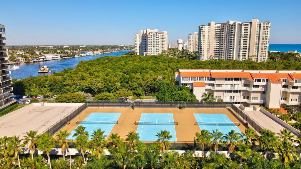 Image 27 of property listing at 3912 S Ocean Boulevard 108, Highland Beach, FL 33487