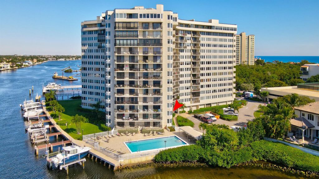 Image 30 of property listing at 3912 S Ocean Boulevard 108, Highland Beach, FL 33487