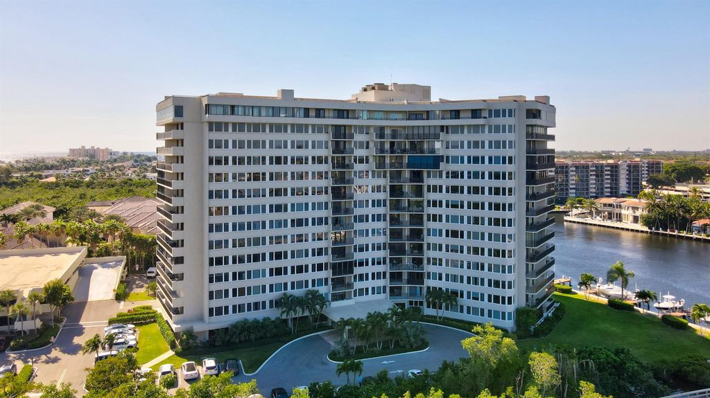 Image 33 of property listing at 3912 S Ocean Boulevard 108, Highland Beach, FL 33487