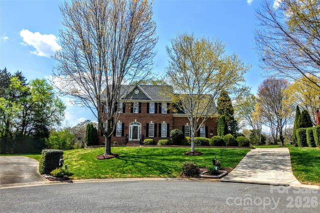 8224 Glamorgan Lane, Matthews, NC 28104