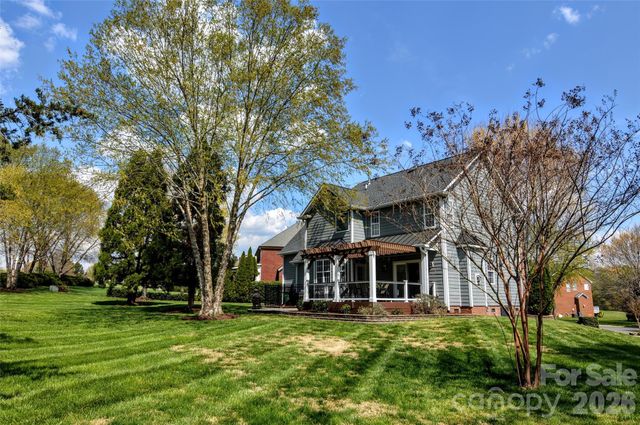 8224 Glamorgan Lane, Matthews, NC 28104