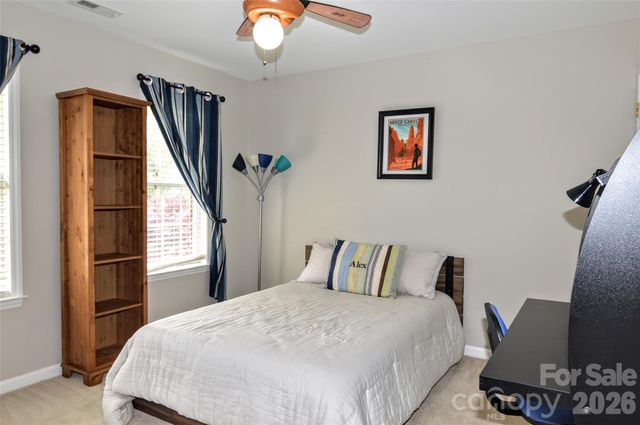 8224 Glamorgan Lane, Matthews, NC 28104