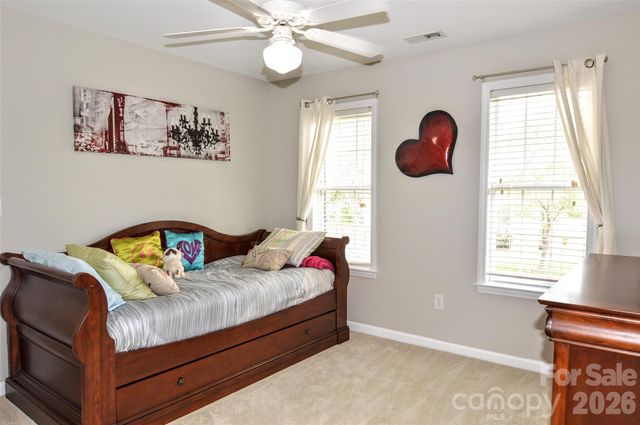 8224 Glamorgan Lane, Matthews, NC 28104