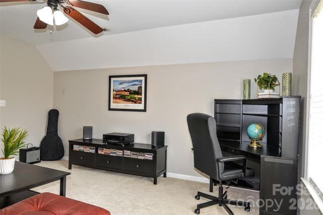 8224 Glamorgan Lane, Matthews, NC 28104