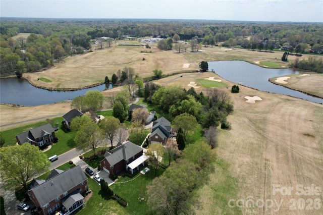 8224 Glamorgan Lane, Matthews, NC 28104