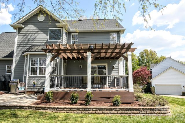 8224 Glamorgan Lane, Matthews, NC 28104