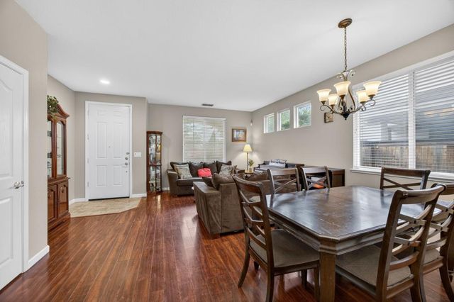 8328 Cantwell Dr, Elk Grove, CA 95624