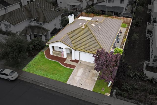 8328 Cantwell Dr, Elk Grove, CA 95624