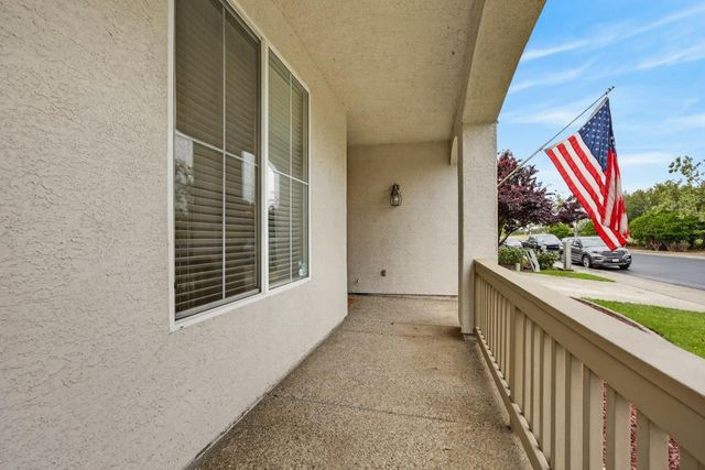 8328 Cantwell Dr, Elk Grove, CA 95624