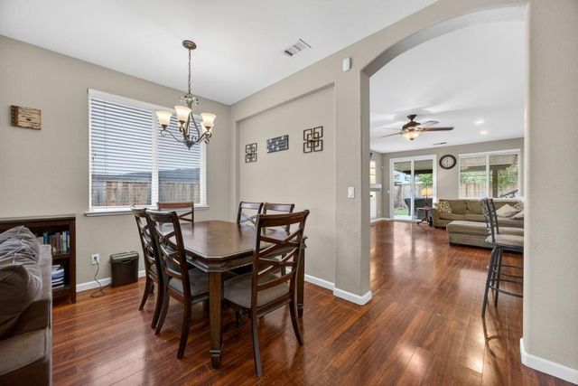 8328 Cantwell Dr, Elk Grove, CA 95624