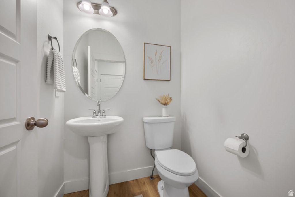 Image 11 of property listing at 1258 E BELL BUOY WAY, Eagle Mountain, UT 84005