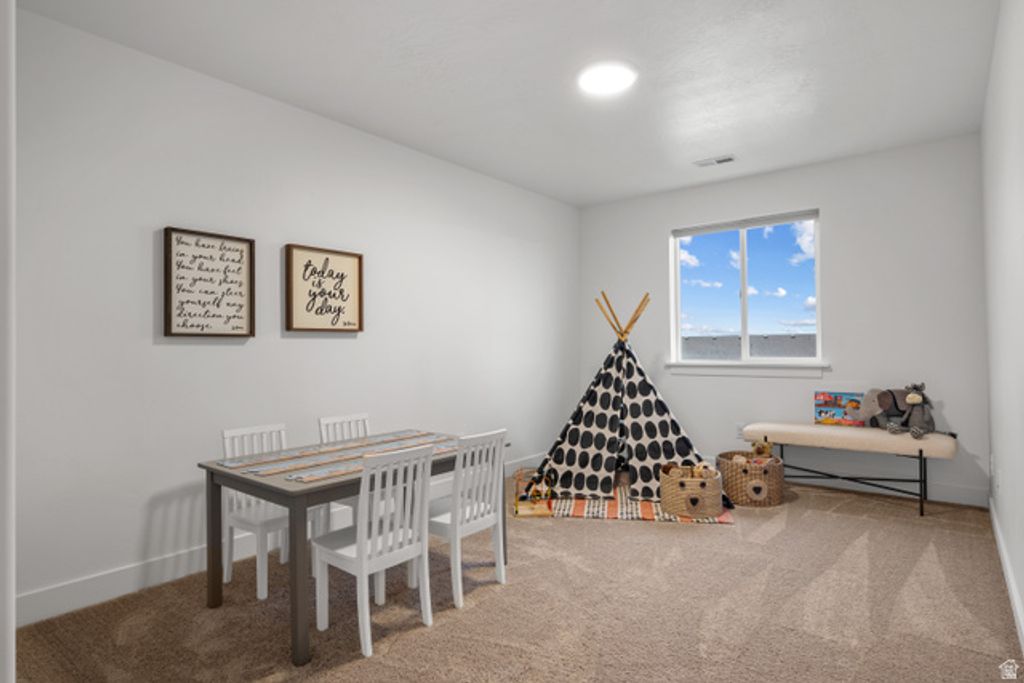 Image 17 of property listing at 1258 E BELL BUOY WAY, Eagle Mountain, UT 84005