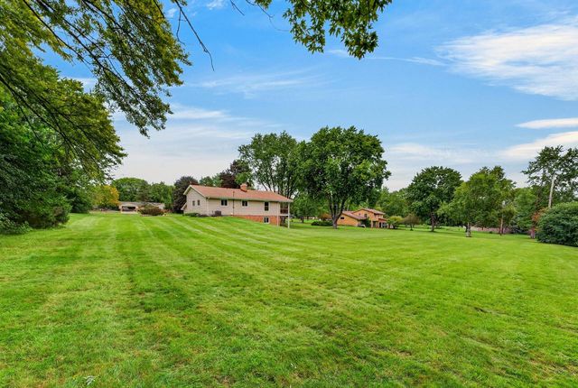 8153 W Holly ROAD, Mequon, WI 53097