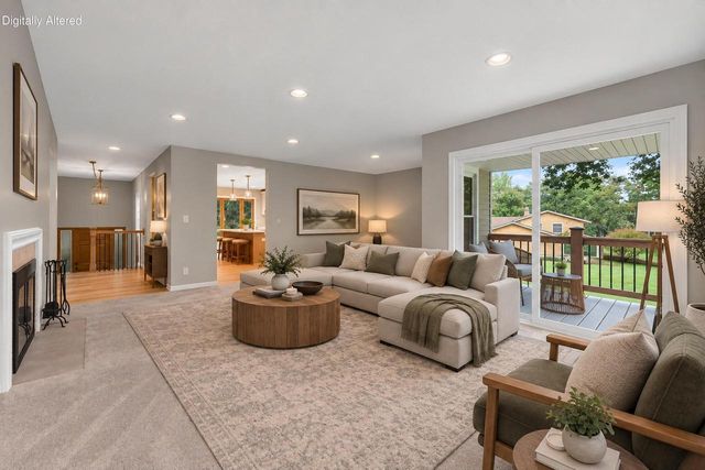 8153 W Holly ROAD, Mequon, WI 53097