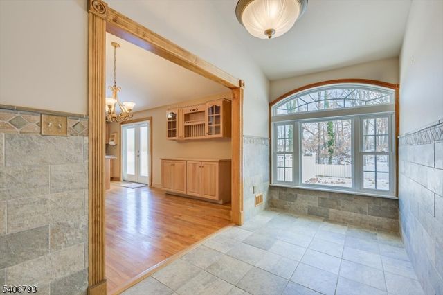 16 Peake Rd, Edison Twp., NJ 08837