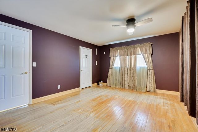 16 Peake Rd, Edison Twp., NJ 08837