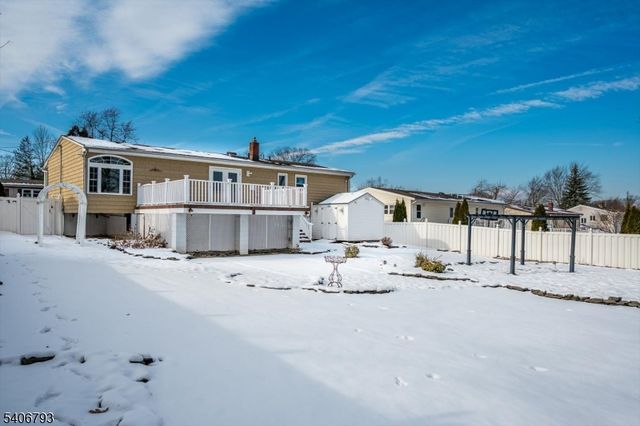 16 Peake Rd, Edison Twp., NJ 08837