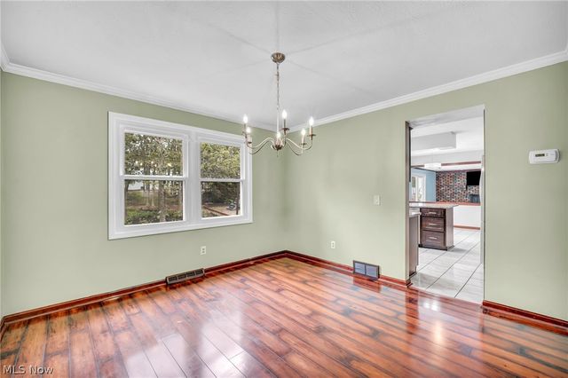 37472 Hunters Ridge Road, Solon, OH 44139