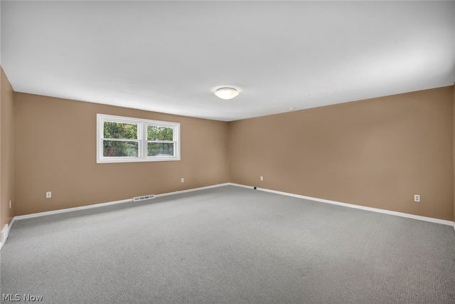37472 Hunters Ridge Road, Solon, OH 44139