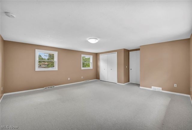 37472 Hunters Ridge Road, Solon, OH 44139