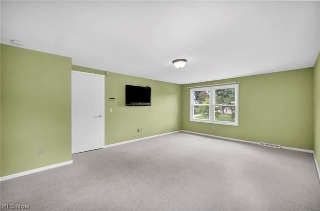 37472 Hunters Ridge Road, Solon, OH 44139