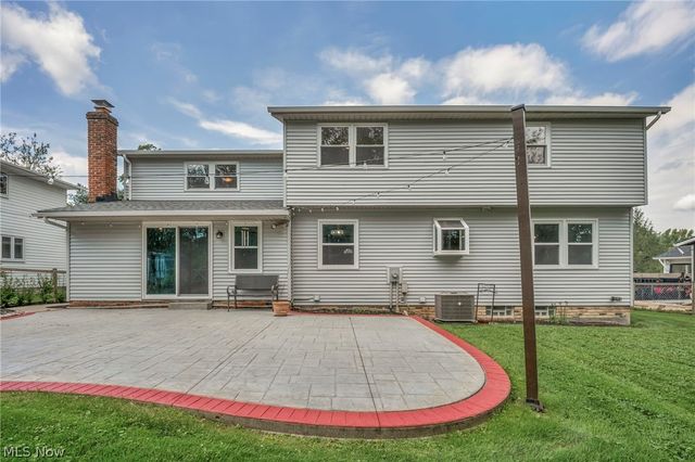 37472 Hunters Ridge Road, Solon, OH 44139