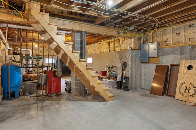 3022 Canaan Hill Road, Canaan, VT 05903