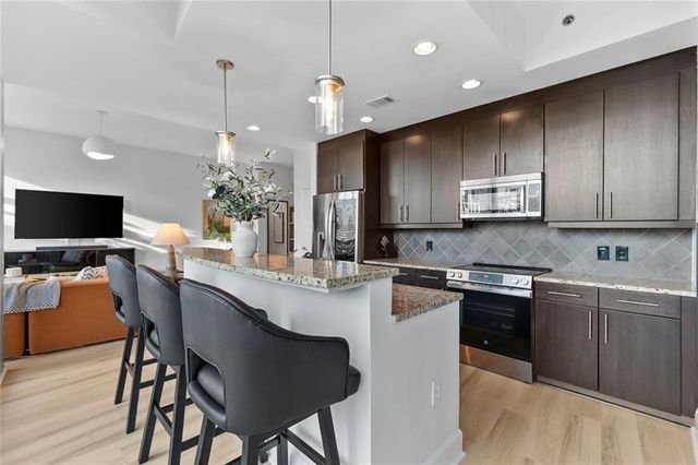1080 Peachtree Street NE 807, Atlanta, GA 30309