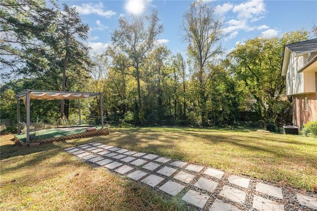 5217 Overlea Drive, Greensboro, NC 27407