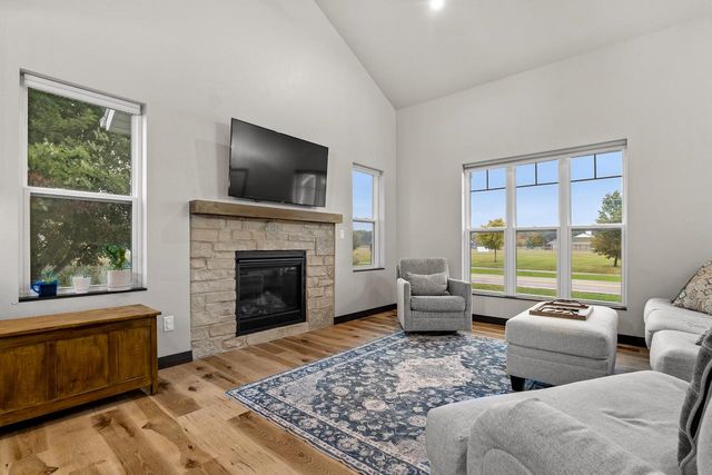 1429 Harbor Lights ROAD, Suamico, WI 54173