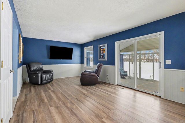 9214 Arrowhead Drive W, Pavilion Twp, MI 49088