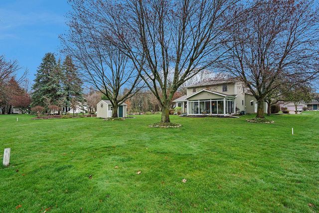 9214 Arrowhead Drive W, Pavilion Twp, MI 49088