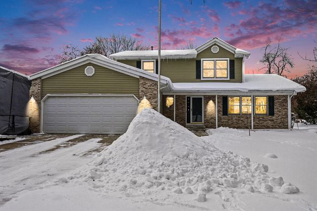 9214 Arrowhead Drive W, Pavilion Twp, MI 49088