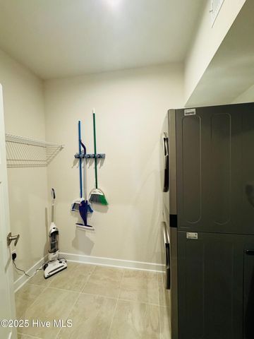 100 Spinnaker Street A, Elizabeth City, NC 27909