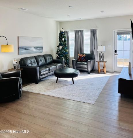 100 Spinnaker Street A, Elizabeth City, NC 27909