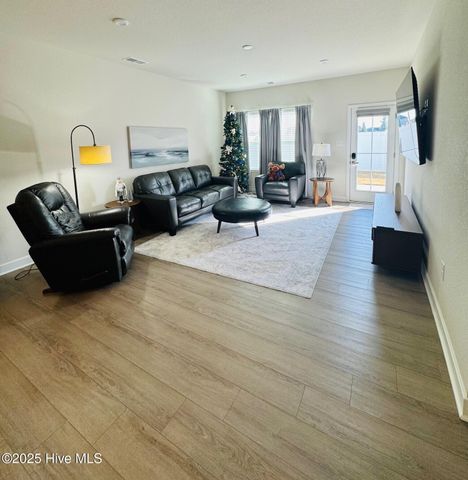 100 Spinnaker Street A, Elizabeth City, NC 27909