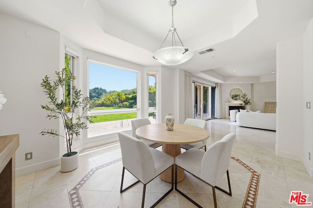 12626 Promontory Road, Los Angeles, CA 90049