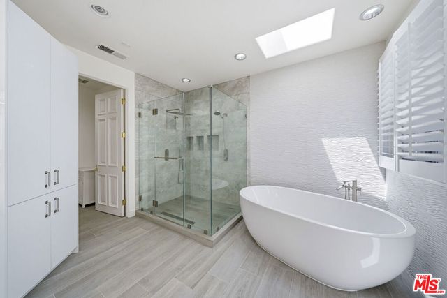 12626 Promontory Road, Los Angeles, CA 90049