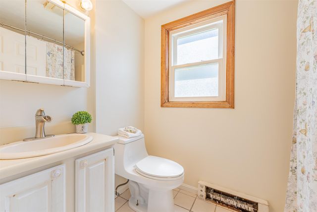 111 Stonegate Lane, Derry, NH 03038