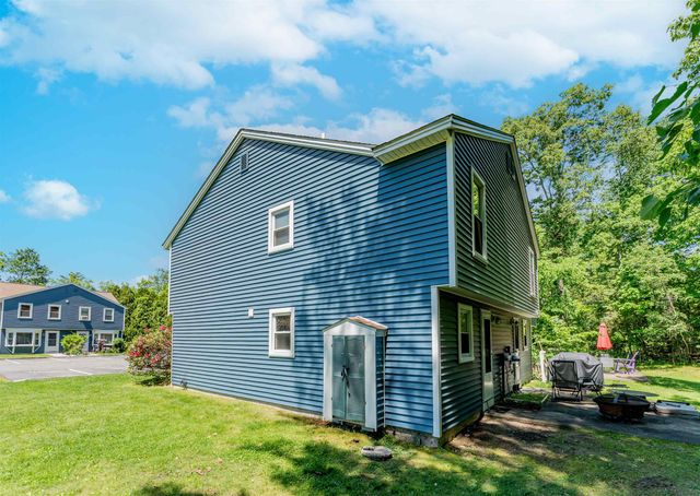 111 Stonegate Lane, Derry, NH 03038