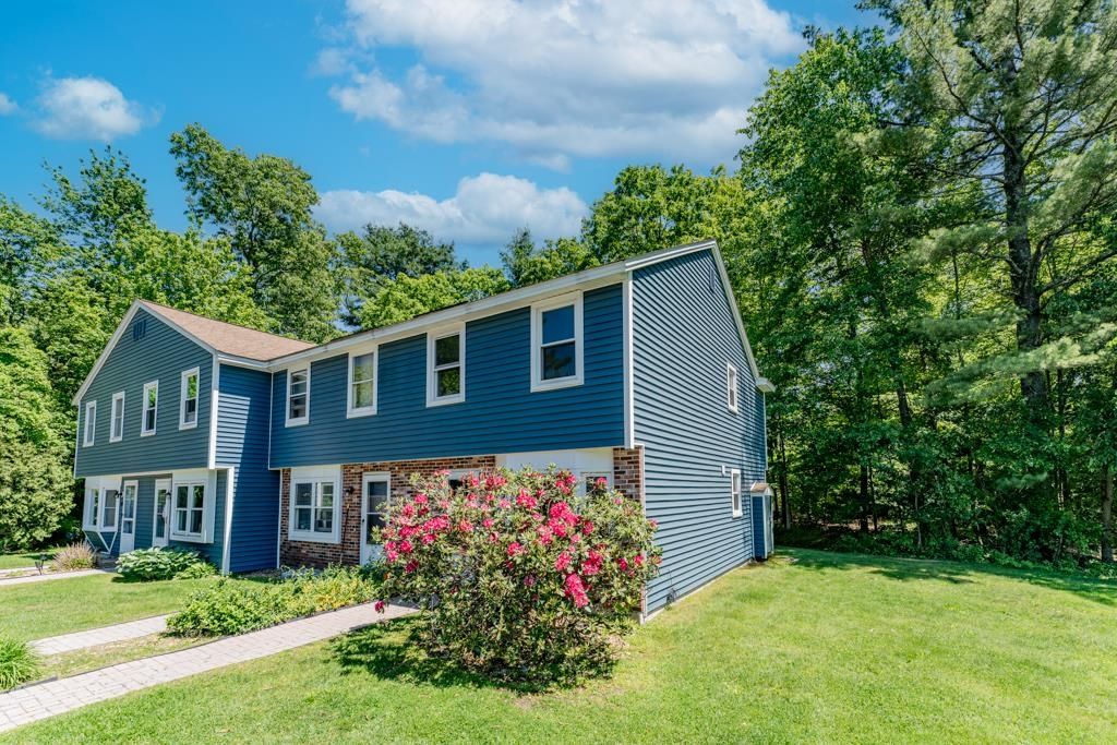 111 Stonegate Lane, Derry, NH 03038