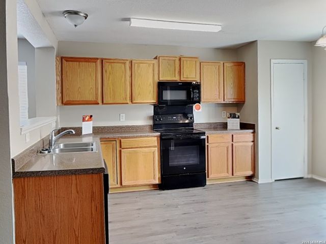 7307 Circle Farm, San Antonio, TX 78239