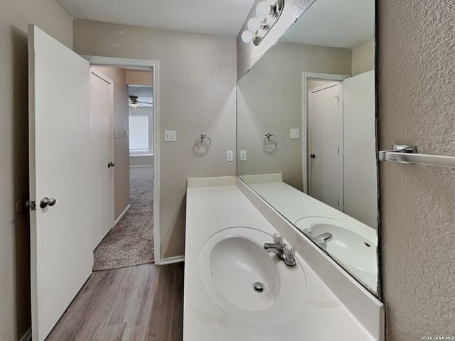 7307 Circle Farm, San Antonio, TX 78239