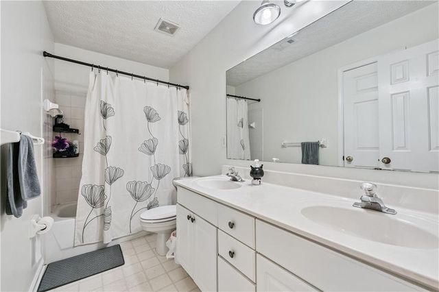 877 Dunlin Fields Drive, Lawrenceville, GA 30044